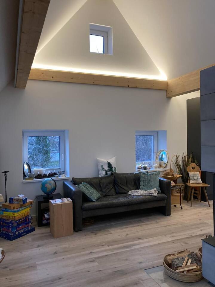 Neues Penthouse-Loft Mit Konuskarte Fuer Gratis Oepnv Apartment Ehrenkirchen Екстериор снимка