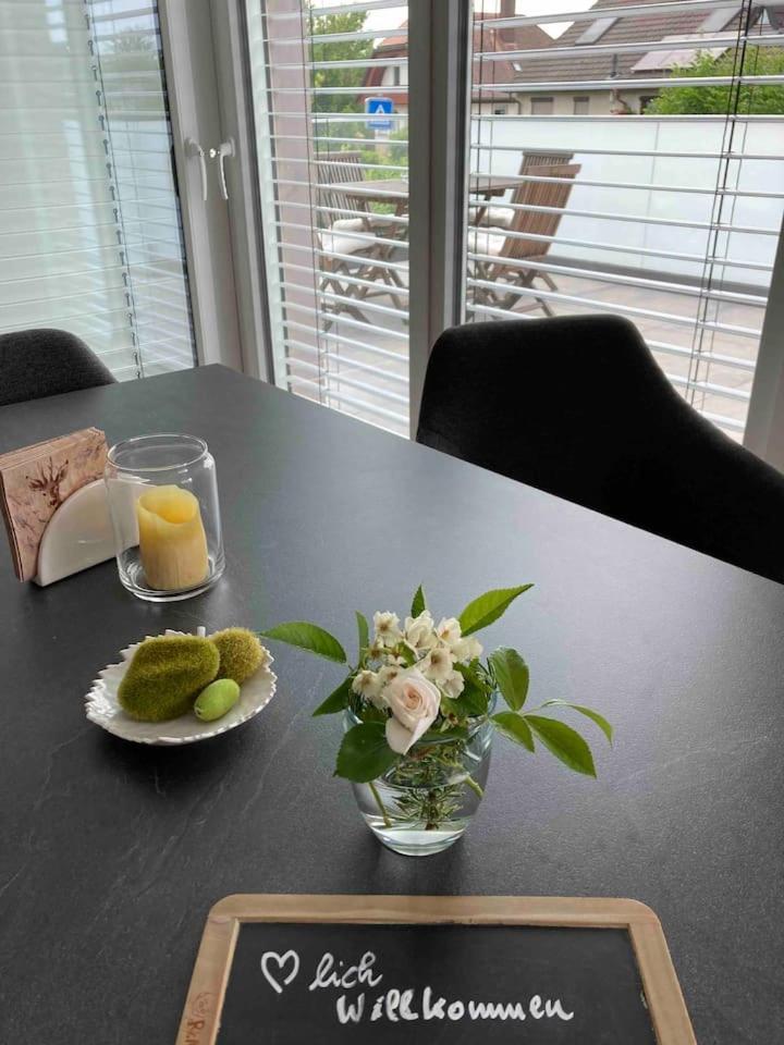 Neues Penthouse-Loft Mit Konuskarte Fuer Gratis Oepnv Apartment Ehrenkirchen Екстериор снимка