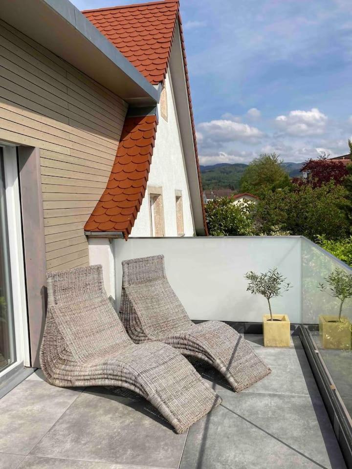 Neues Penthouse-Loft Mit Konuskarte Fuer Gratis Oepnv Apartment Ehrenkirchen Екстериор снимка